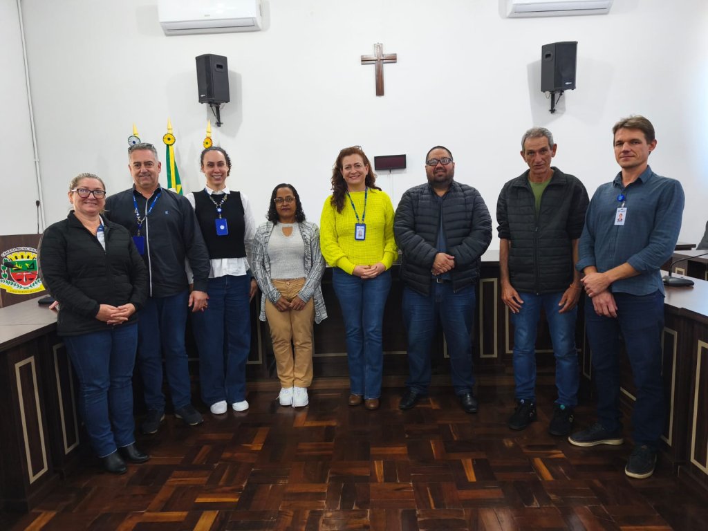 Reunião com representante da Sanepar discutiu com vereadores o marco do Saneamento
